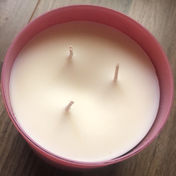 Rose Water & Ivy 3-Wick Candle - Picture 5 of 6